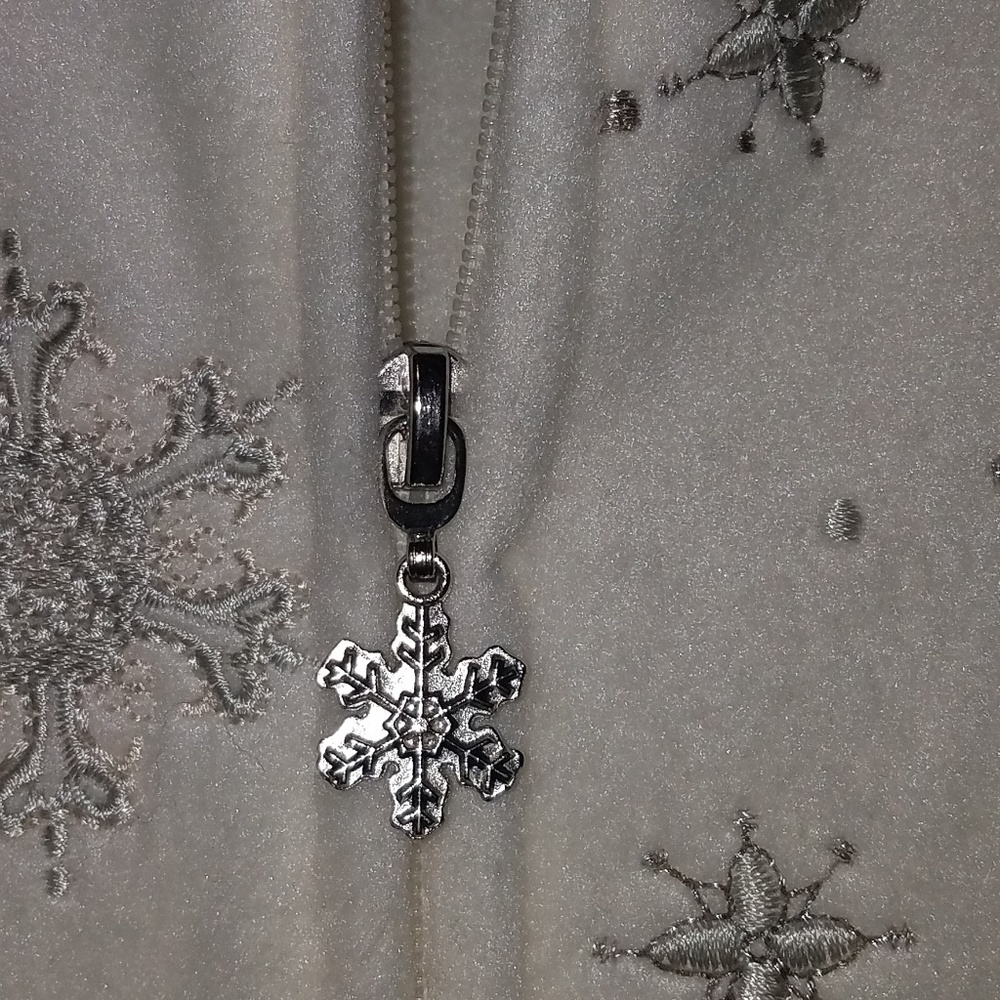 Vest - Picture 2 of 2